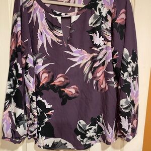 New York & Company Purple Floral Keyhole Long-Sleeve Blouse
